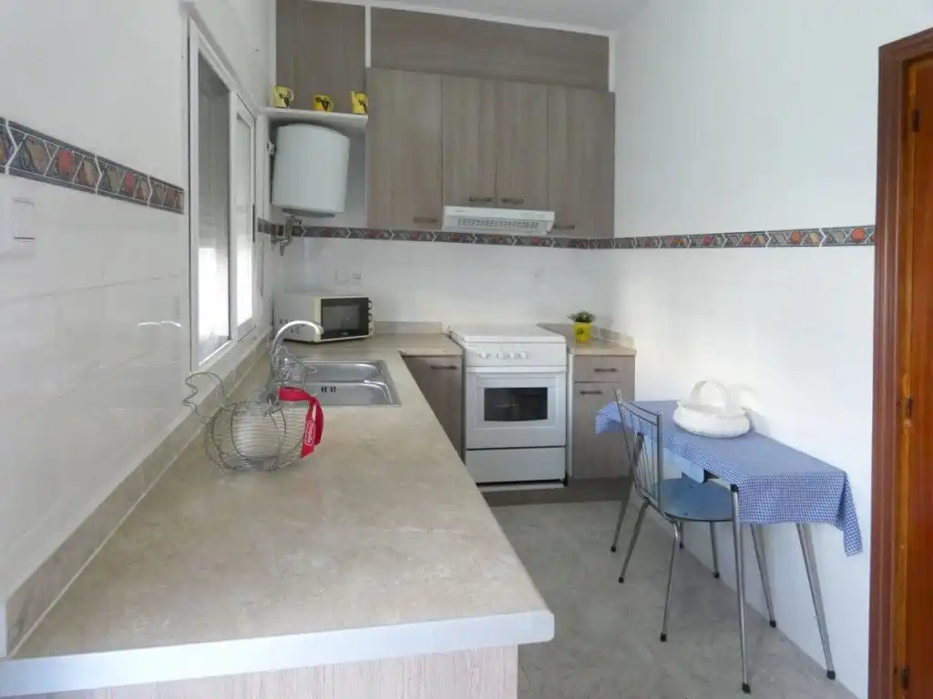 Casa adosada en venta en Camporrobles