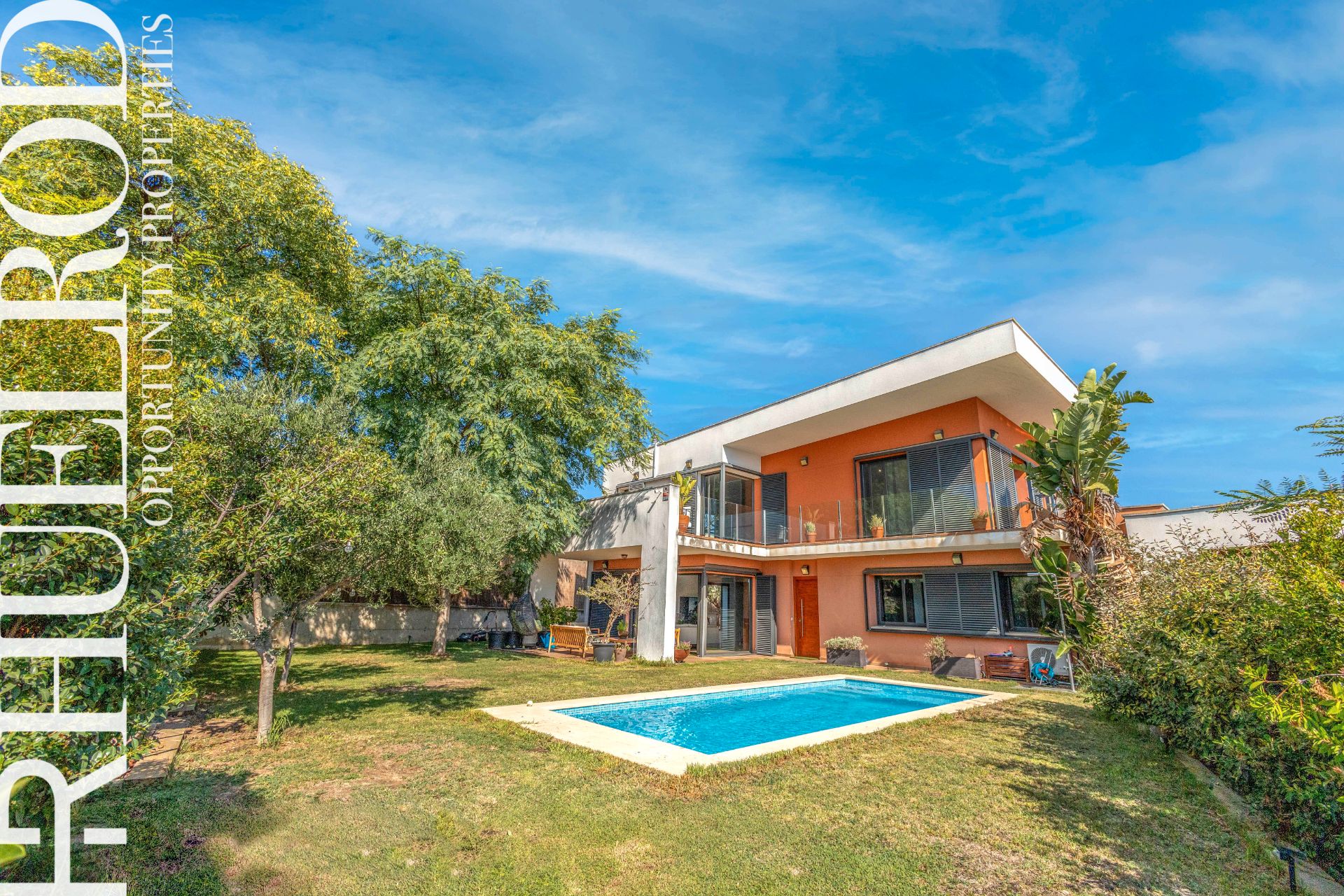 Jardín de Casa o chalet en venta en Mataró con Aire acondicionado, Calefacción y Jardín privado