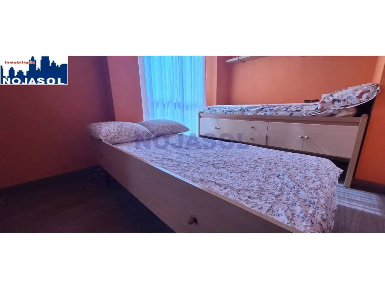 Habitación de Apartamento de alquiler en Noja con Calefacción, Terraza y Amueblado