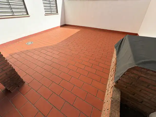 Terrace of Flat for sale in Algeciras  with Storage room, Oven and Washing machine