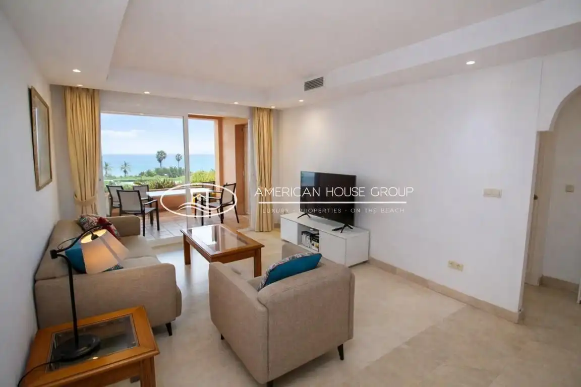 Sala d'estar de Apartament en venda en Marbella amb Terrassa, Traster i Moblat