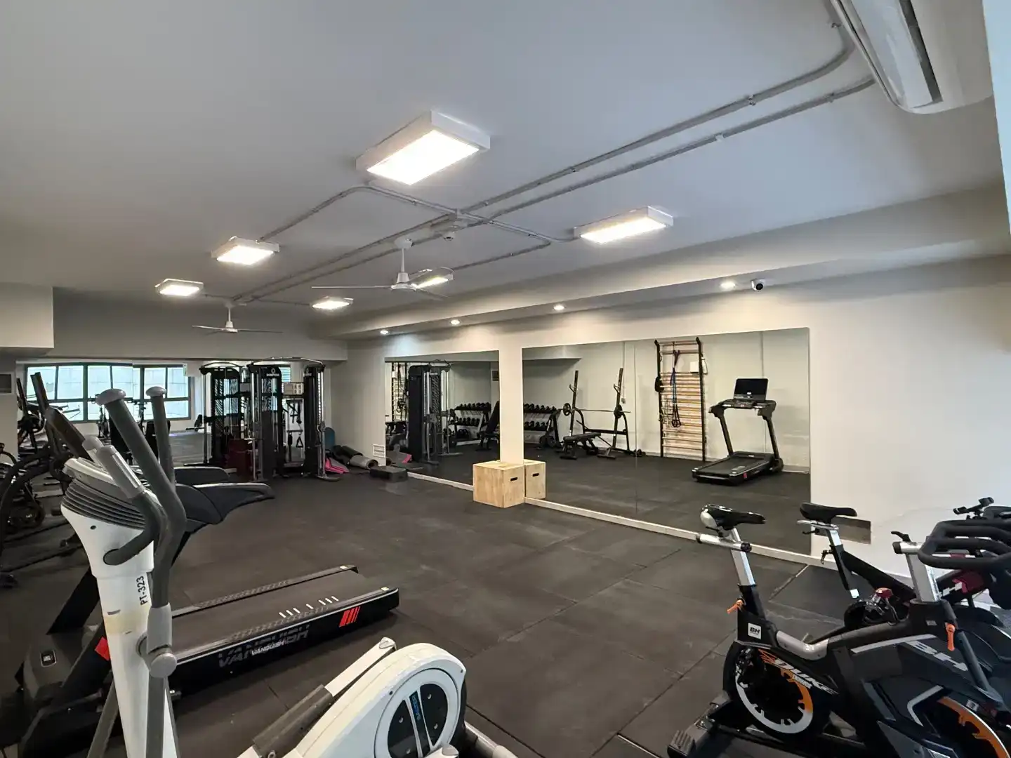 Dúplex en venda en  Madrid Capital amb Aire condicionat i Piscina