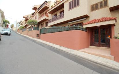 Exterior view of Flat for sale in  Santa Cruz de Tenerife Capital  with Terrace