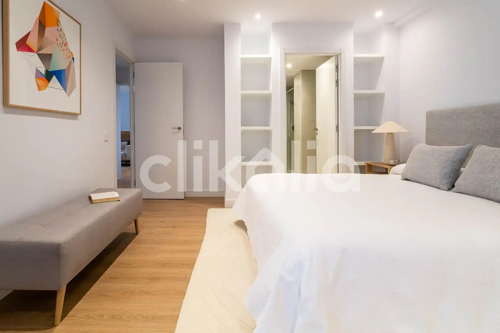 Bedroom of Flat for sale in Madrid  with Air Conditioner, Heating and Private garden