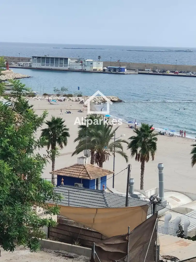 Vista exterior de Pis en venda en Villajoyosa / La Vila Joiosa amb Aire condicionat, Terrassa i Traster