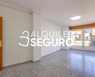 Dormitori de Pis de lloguer en Orihuela amb Terrassa