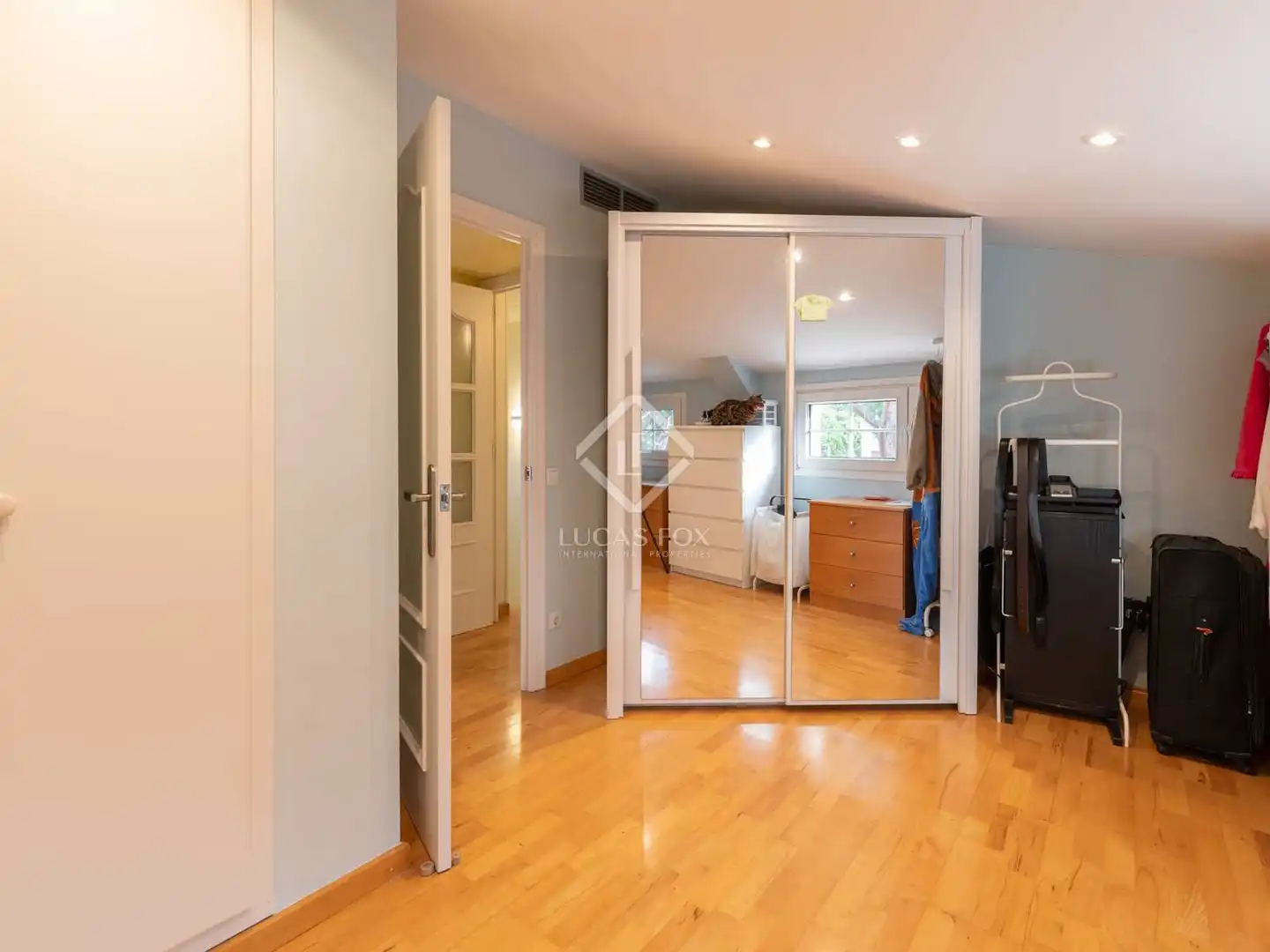 Habitación de Casa o chalet en venta en Gavà con Aire acondicionado, Calefacción y Jardín privado