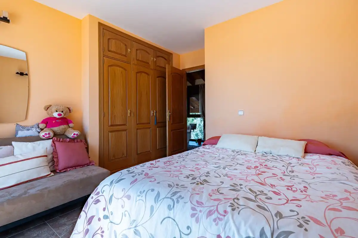 Chalet con terraza en venta en Pino Alto - Navarredonda, imagen 36