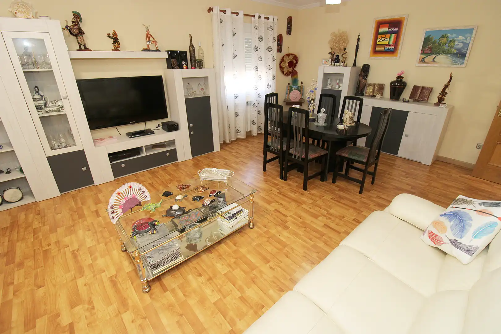 Sala de estar de Casa o chalet en venta en Torremocha de Jarama con Aire acondicionado, Calefacción y Jardín privado