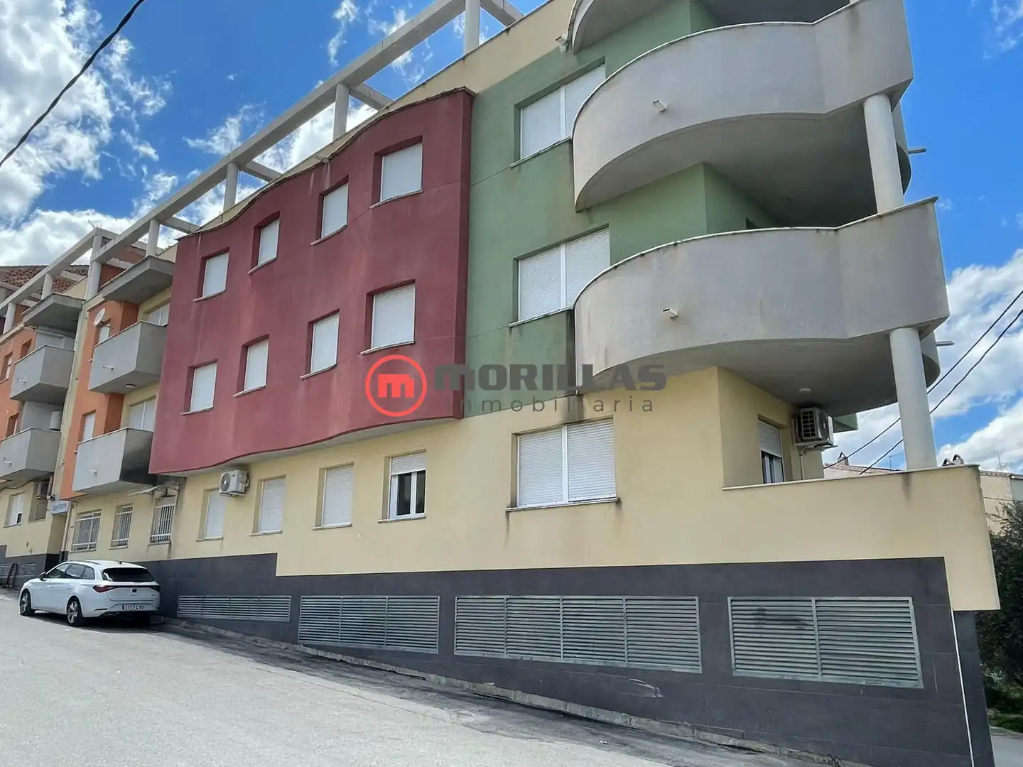 Außenansicht von Dachboden zum Verkauf in Moratalla mit Heizung, Terrasse und Balkon