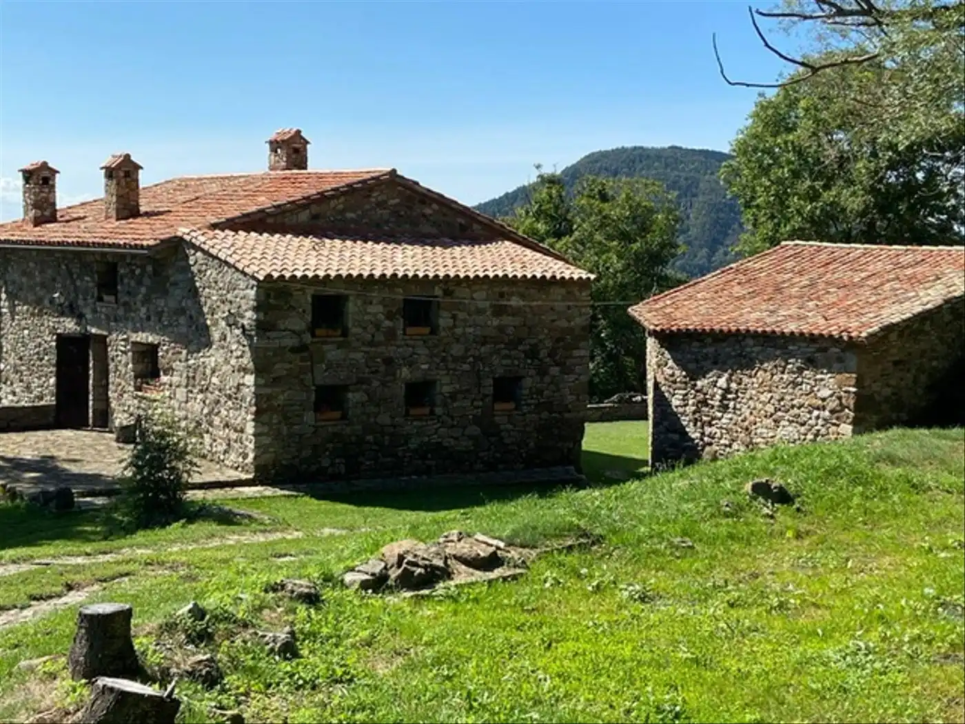 Exterior view of Houses for sale in Ogassa