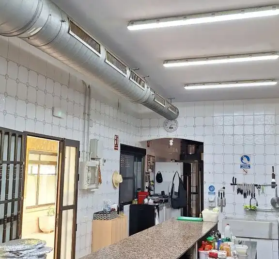 Kitchen of Commercial properties for sale in Cullera  with Air Conditioner, Heating and Terrace