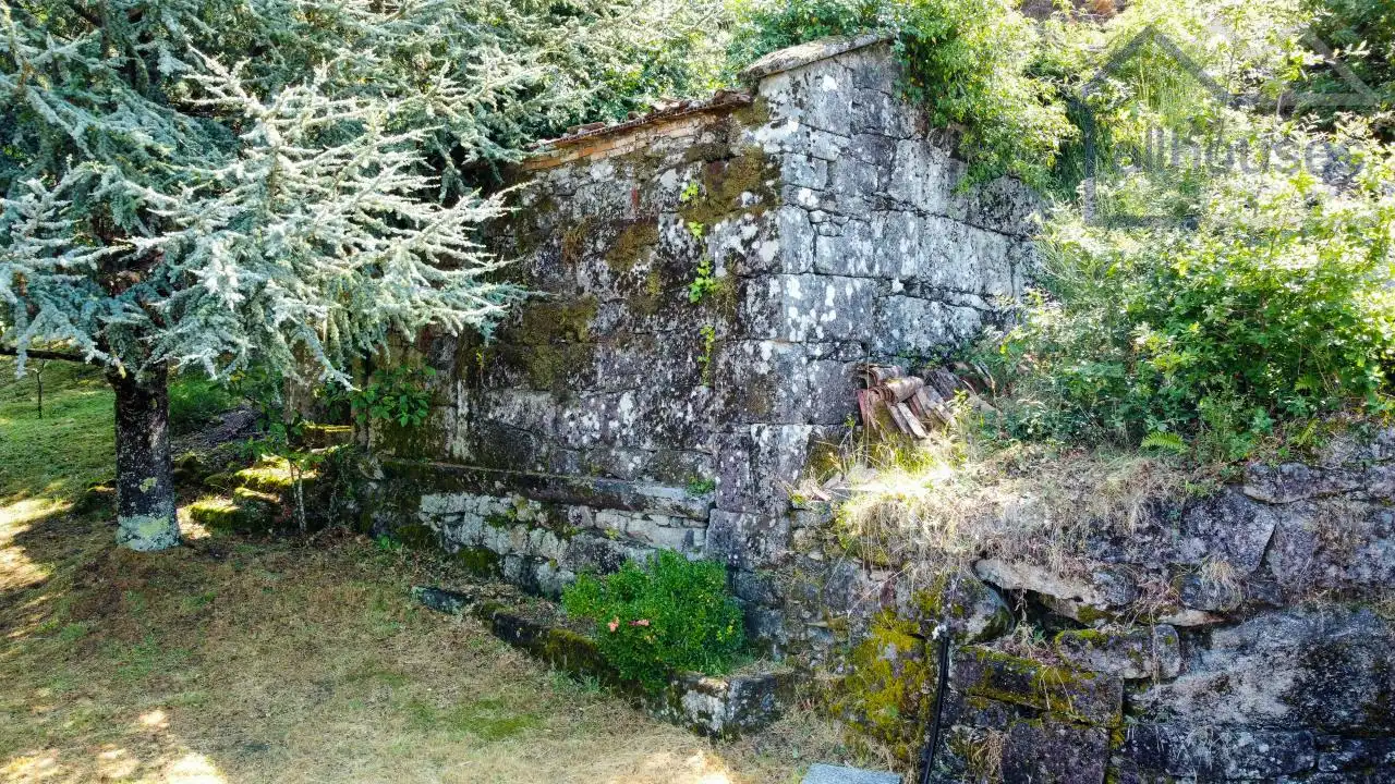 Casa rústica amb jardí en venda a Covelo, imagen 11