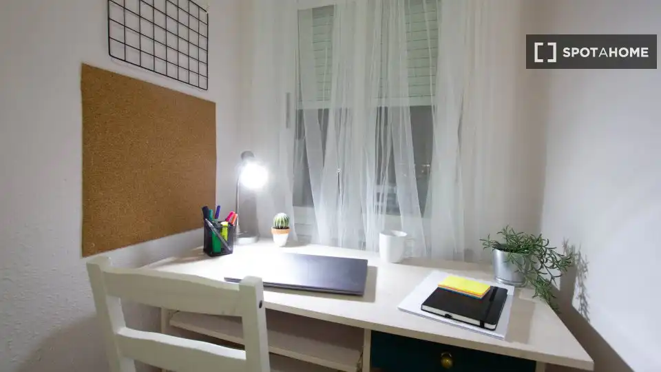 Room in Vidal