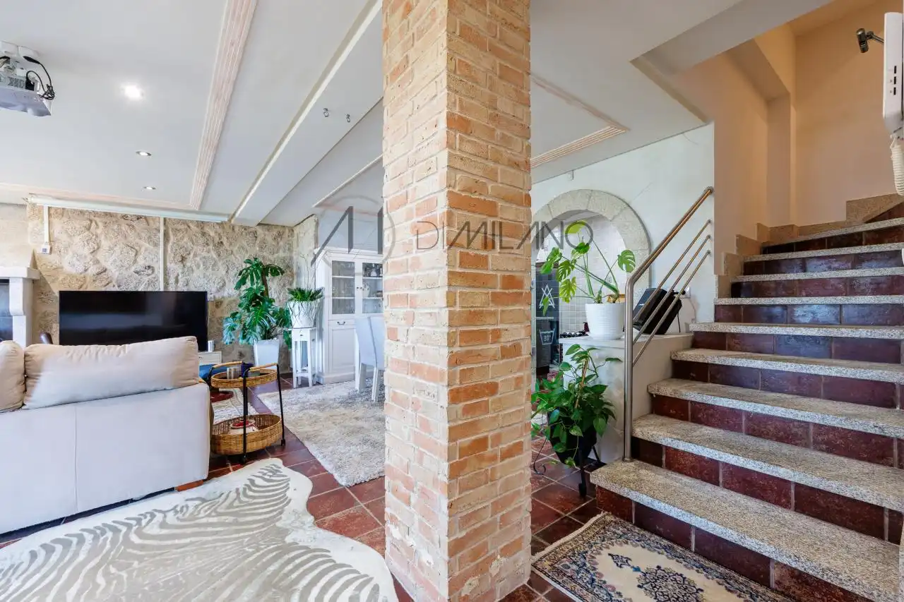Casa o chalet en venta en Nigrán con Calefacción, Jardín privado y Parquet