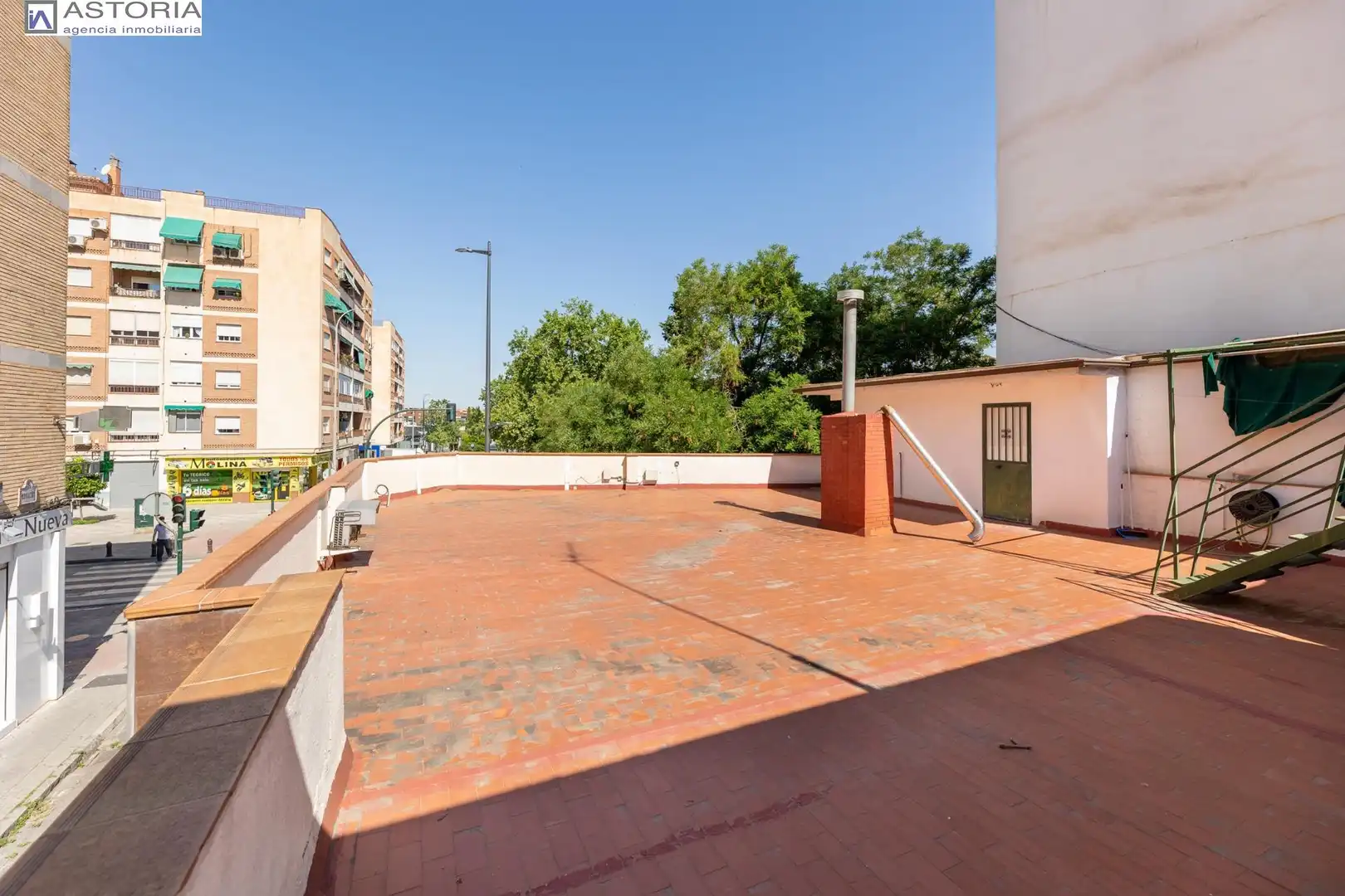 Inmuebles singulares con ascensor en venta en Avenida de Cádiz, imagen 31