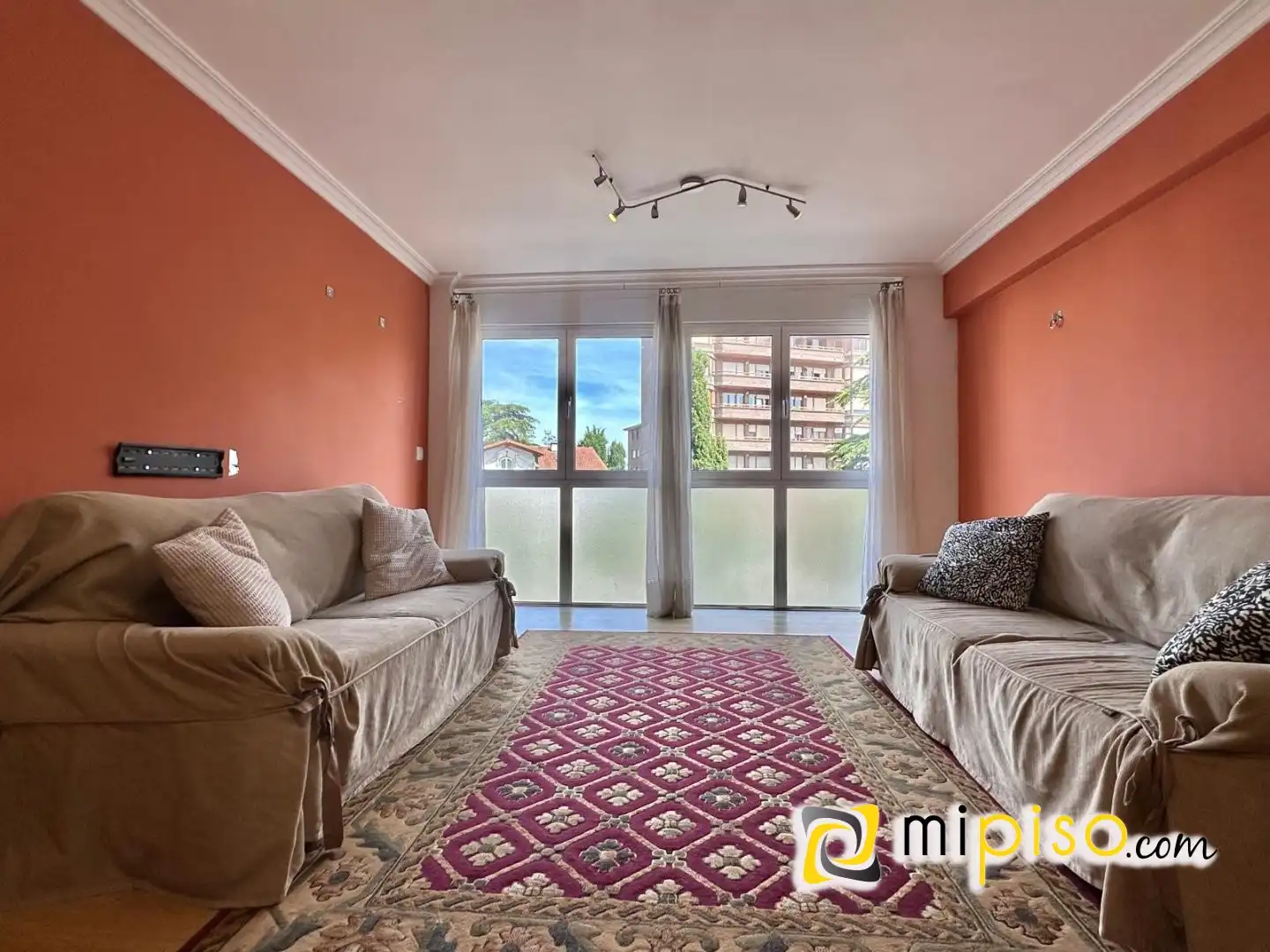 Wohnzimmer von Wohnung zum Verkauf in Colindres mit Heizung und Terrasse