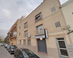 Vista exterior de Local en venda en Terrassa amb Aire condicionat