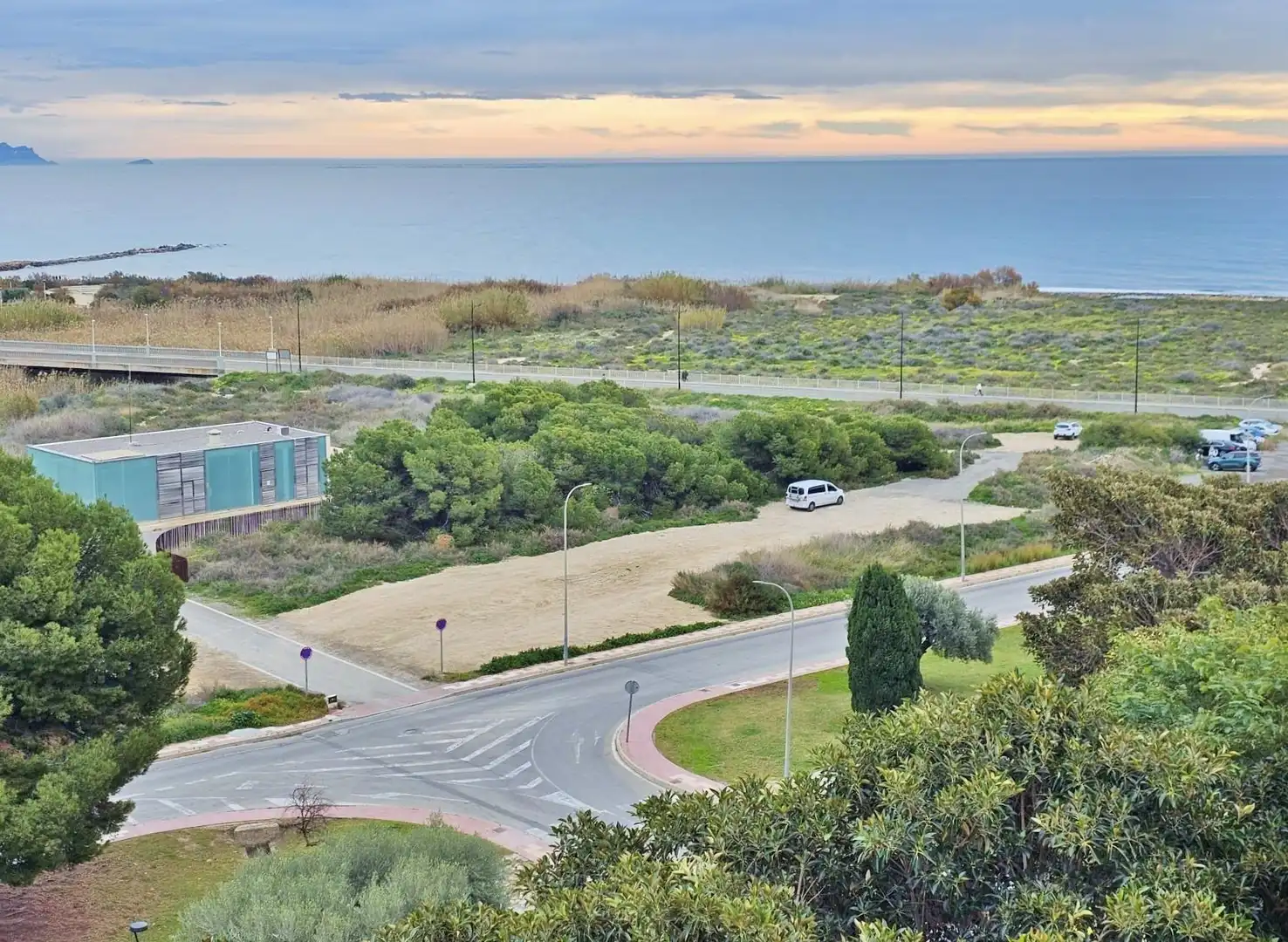 Exterior view of Flat for sale in El Campello  with Air Conditioner, Terrace and Storage room