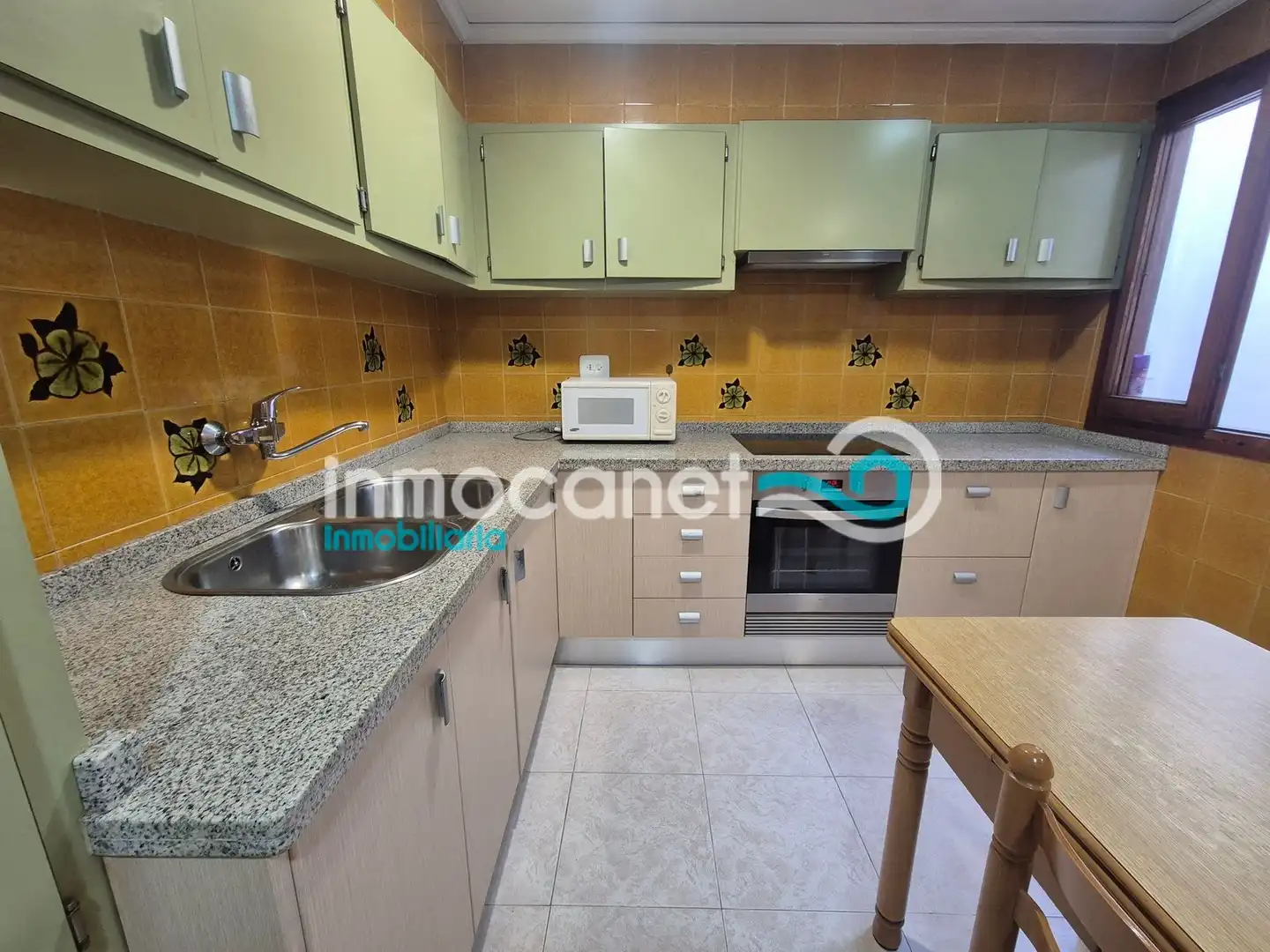 Cuina de Casa o xalet en venda en Oliva amb Terrassa i Traster