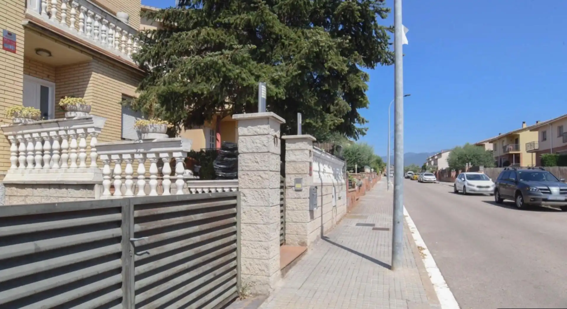Exterior view of Houses for sale in Llinars del Vallès  with Private garden