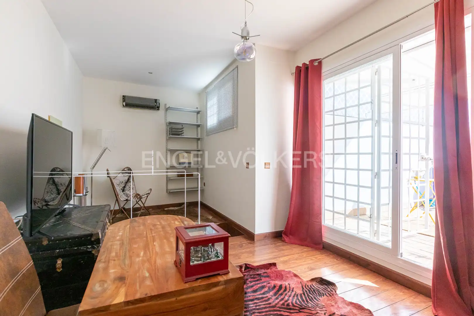 Living room of Attic for sale in Sevilla  with Air Conditioner, Heating and Terrace