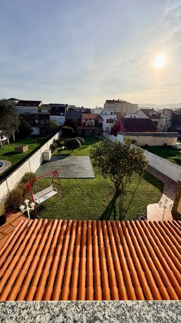 Jardí de Casa o xalet en venda en Mugardos amb Calefacció, Terrassa i Traster