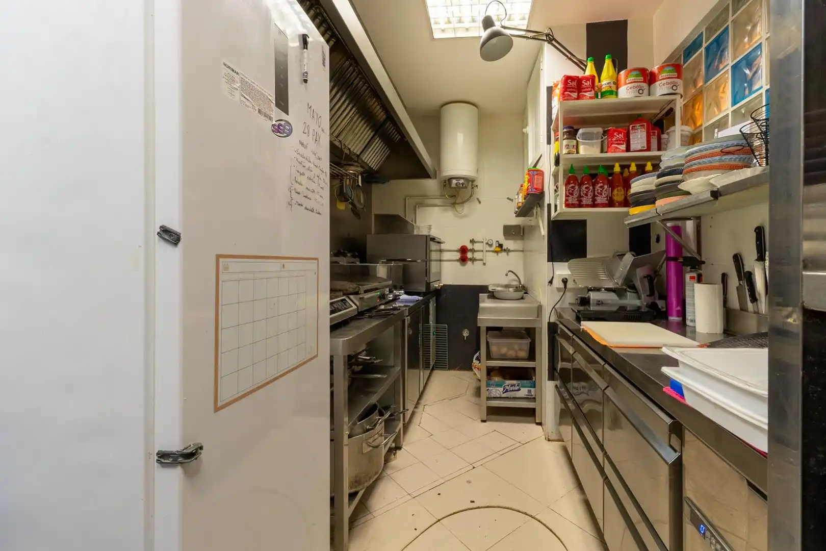 Cocina de Local en traspaso en Fuengirola con Terraza