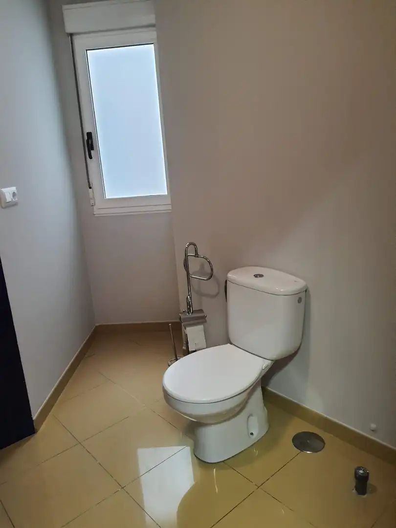 Office space with lift to rent in Carballo, imagen 6