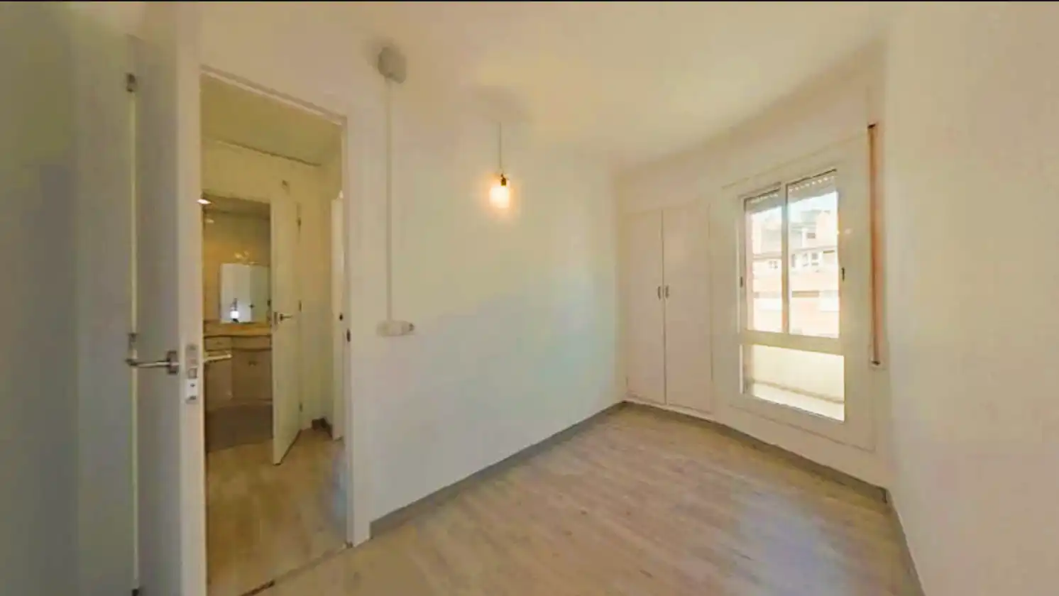 Habitación de Piso en venta en Barcelona con Horno