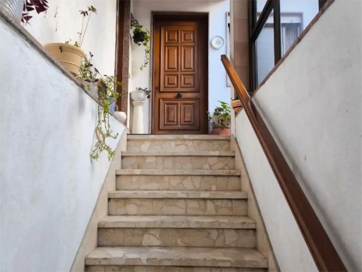 Casa adosada en venta en Vigo  con Parquet, Trastero y Amueblado