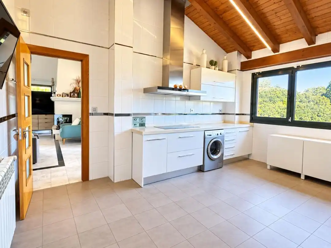Kitchen of Houses for sale in Oruña