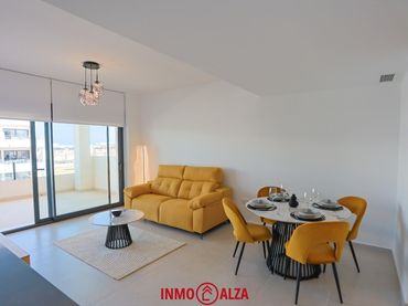 Appartement compact avec piscine à vendre à Orihuela Costa