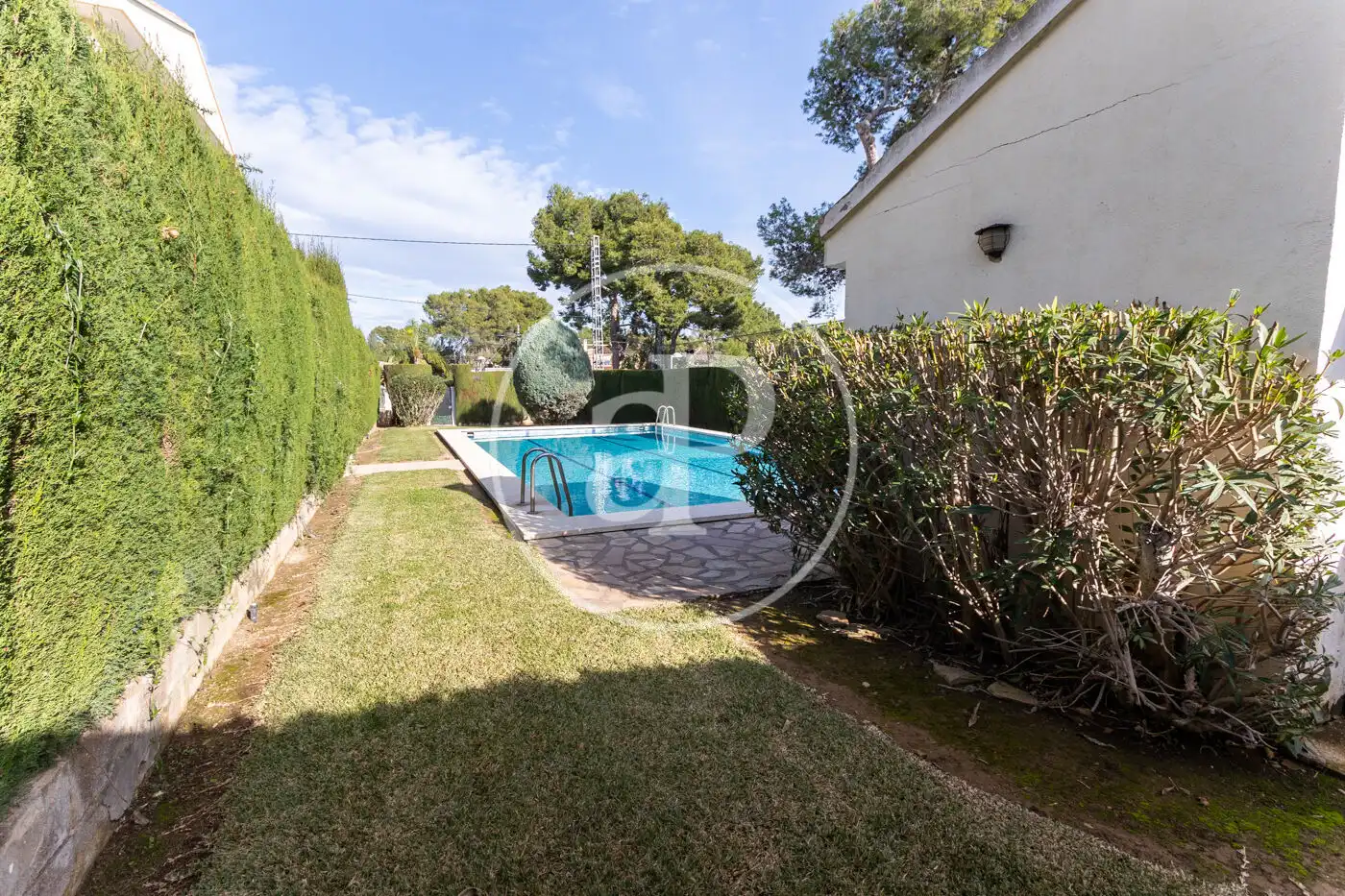 Casa adosada en venta en La Cañada