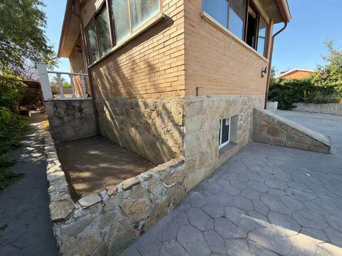 Detached house with pool for sale in Pioz, imagen 34