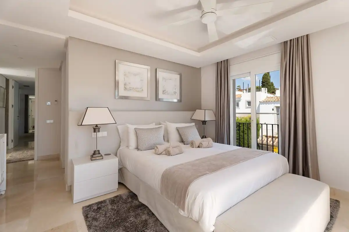 Villa mit Garten zum Verkauf in Nueva Andalucía, imagen 39