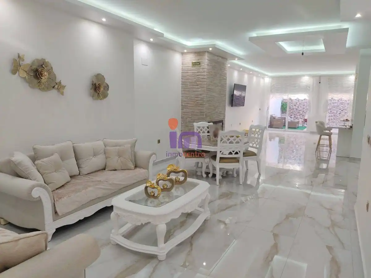 Sala de estar de Casa o chalet en venta en Ciudad Real Capital con Aire acondicionado y Calefacción