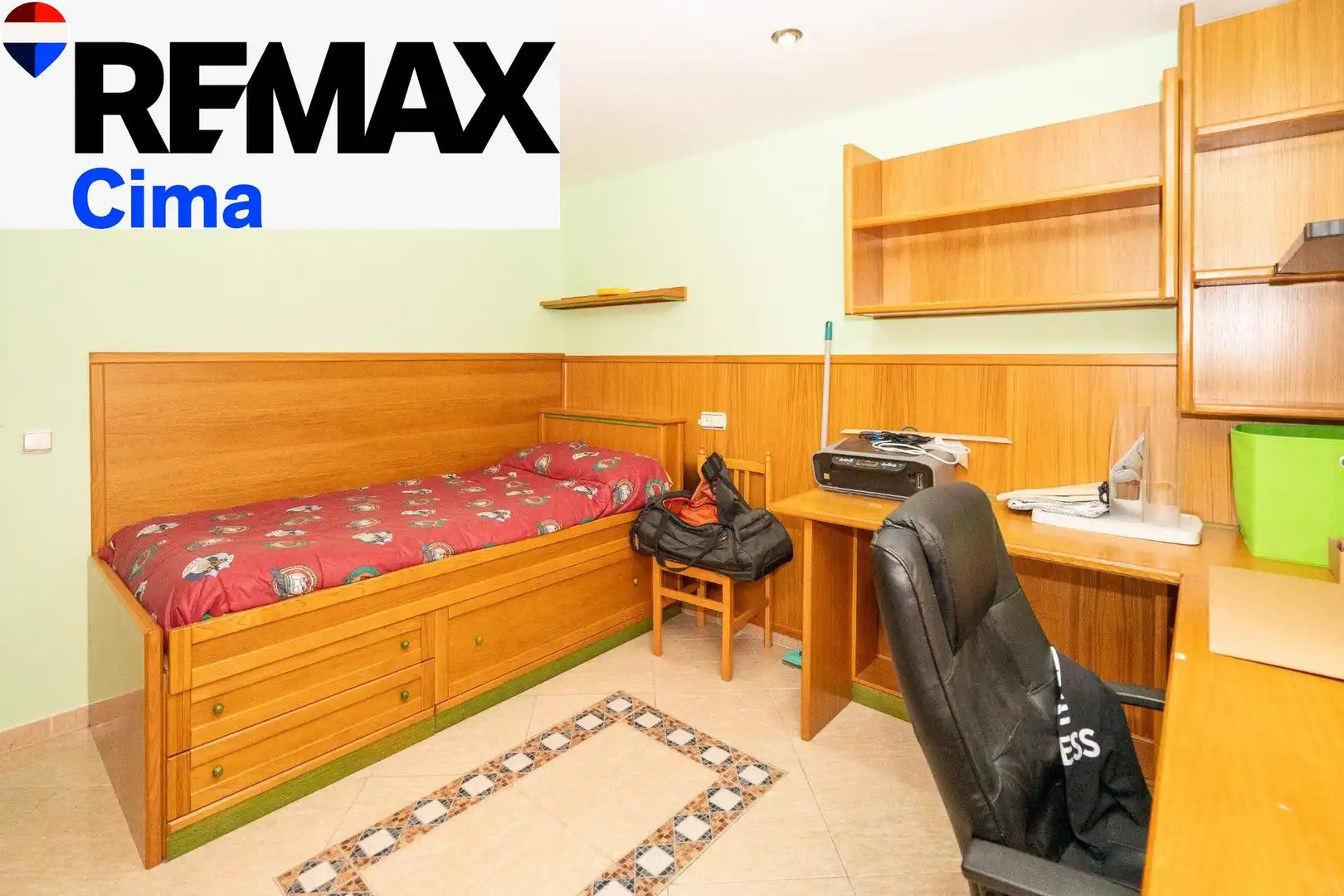 Habitación de Piso en venta en Baza, Granada