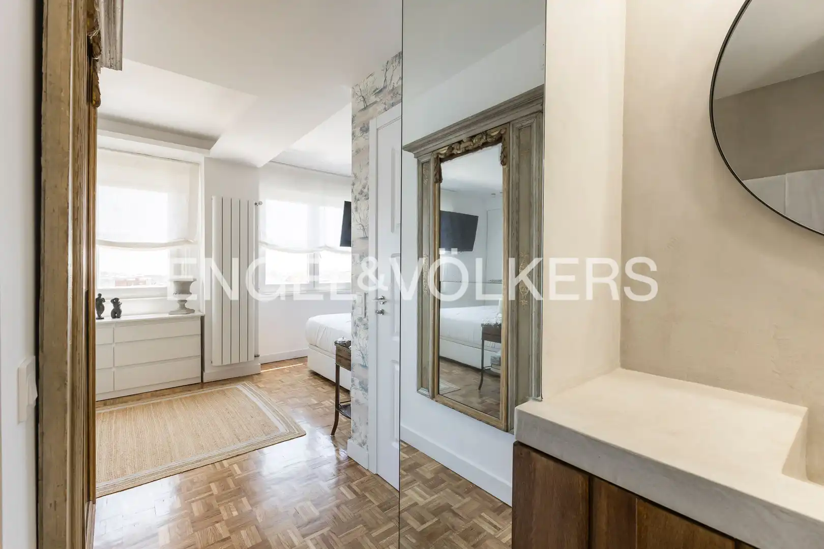 Bedroom of Flat for sale in Madrid  with Air Conditioner, Heating and Parquet flooring