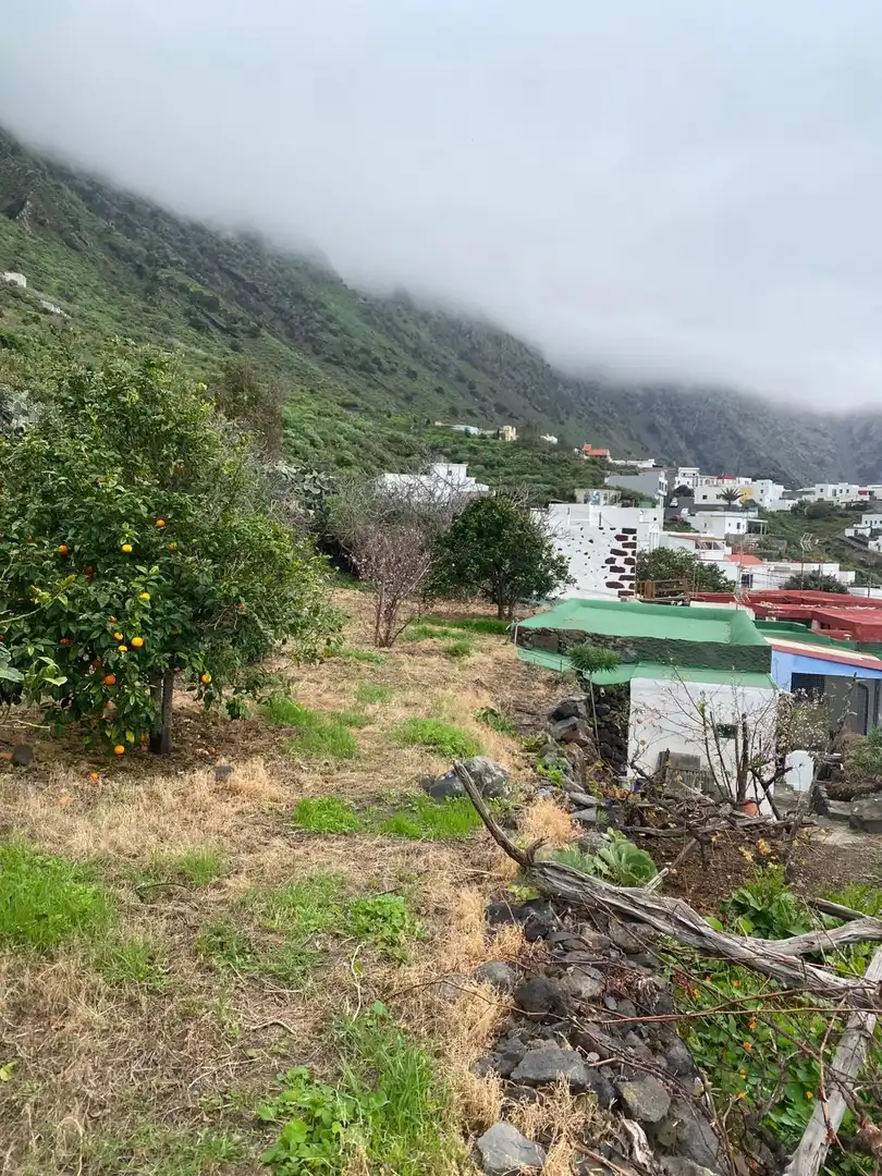 Vista exterior de Casa o xalet en venda en Frontera amb Jardí privat
