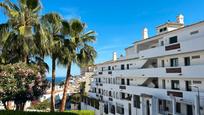 Vista exterior de Pis en venda en Benalmádena amb Aire condicionat, Terrassa i Moblat
