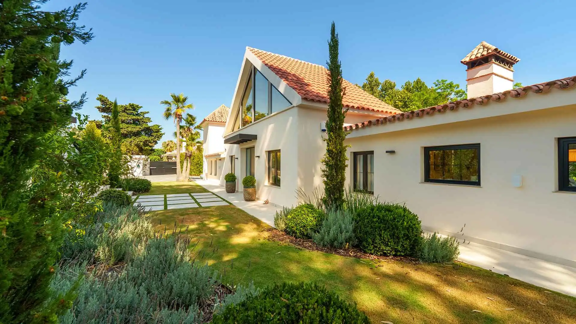 Jardí de Casa o xalet en venda en Marbella amb Aire condicionat, Jardí privat i Terrassa