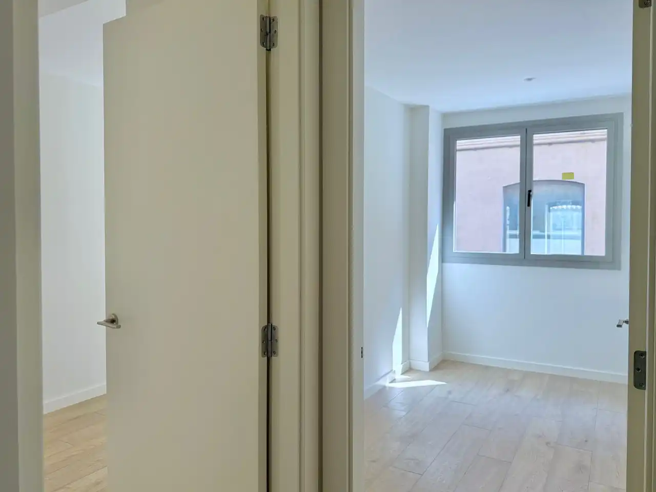 Habitación de Piso de alquiler en Sabadell con Aire acondicionado, Calefacción y Jardín privado