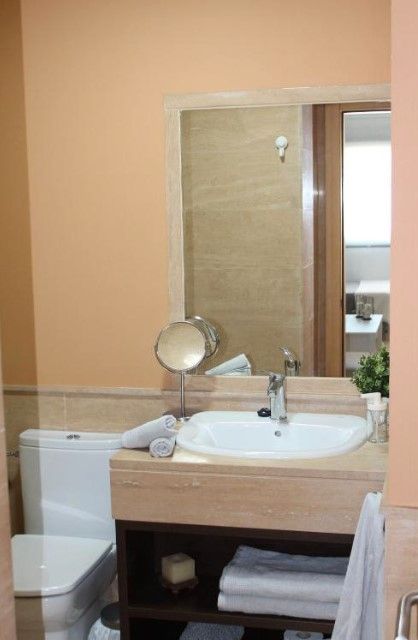 Bany de Estudi de lloguer en Málaga Capital amb Moblat, Rentadora i Piscina comunitària