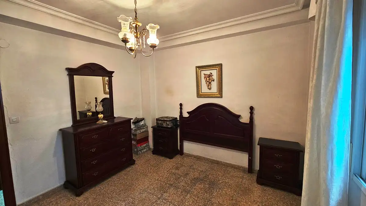 Bedroom of Flat for sale in Sevilla  with Air Conditioner, Terrace and Balcony