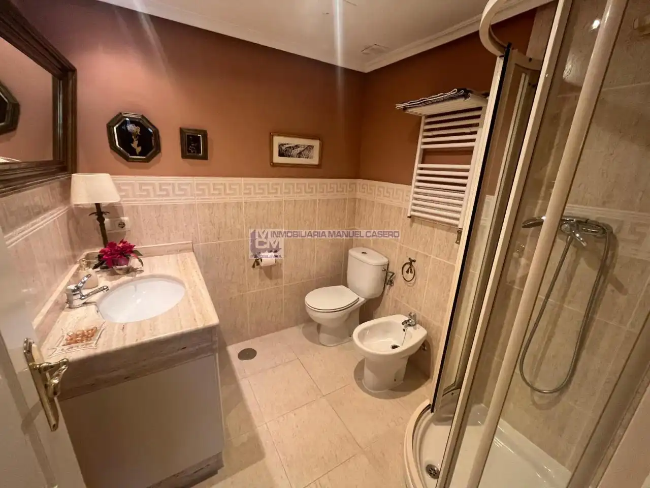 Bathroom of Flat for sale in Cáceres  with Air Conditioner, Heating and Parquet flooring