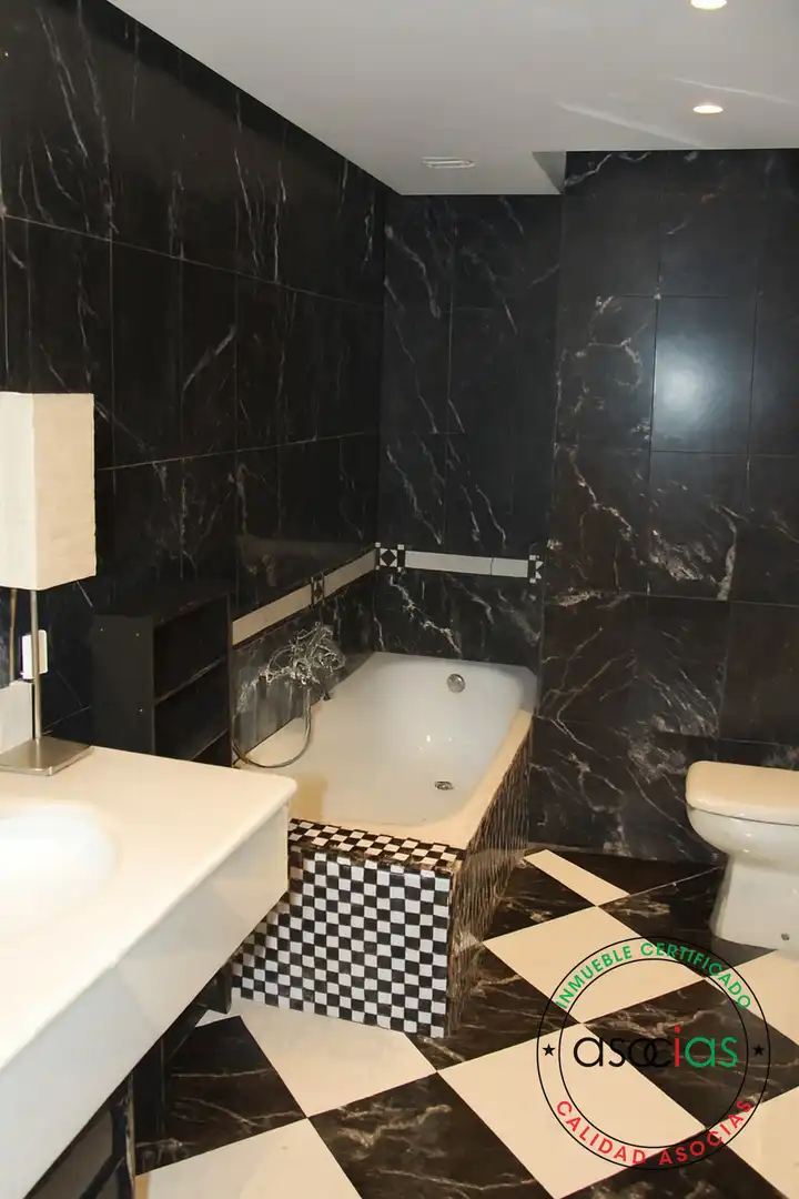 Flat for sale in Milán - Pumarín