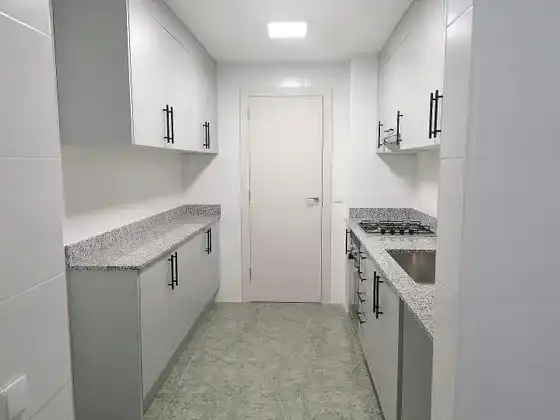 Cocina de Piso en venta en Canovelles con Calefacción