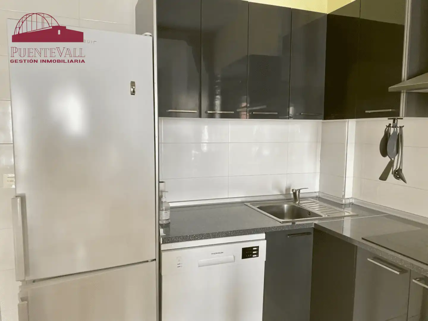Kitchen of Flat for rent in Valladolid  with Air Conditioner, Heating and Furnished