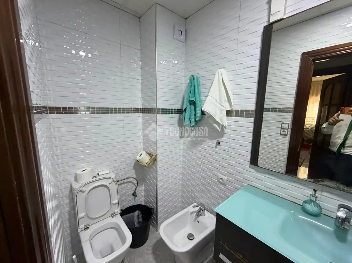 Baño de Piso en venta en Utebo con Calefacción, Parquet y Terraza